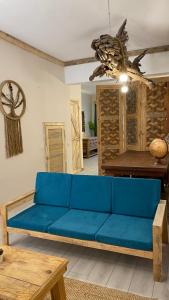 Ein Sitzbereich in der Unterkunft Cozy Design Flat in the heart of Antalya