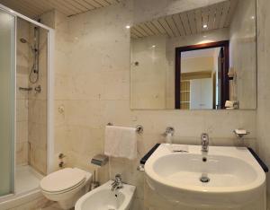 Koupelna v ubytování Hotel & Residence Dei Duchi