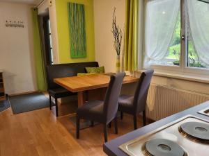 Posezení v ubytování Apartment Michael by Interhome