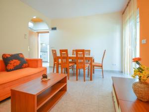 Posedenie v ubytovaní Holiday Home Darena by Interhome