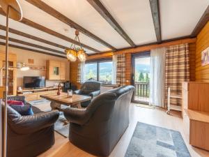 Χώρος καθιστικού στο Apartment Am Hohen Bogen-19 by Interhome