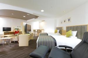 TV a/nebo společenská místnost v ubytování HOTEL MYSTAYS Utsunomiya