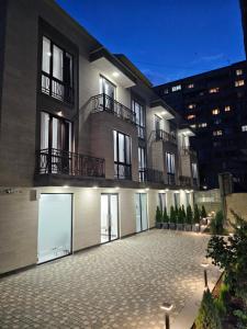 Budova, kde se aparthotel nachází