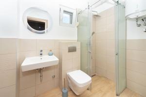 Imagine din galeria proprietății TwoBedroom lux apartment +garage în Budva