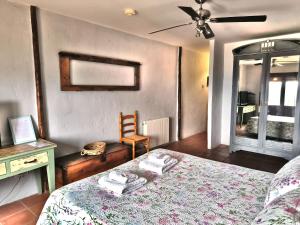 Casa Rural El Botánico客房内的一张或多张床位