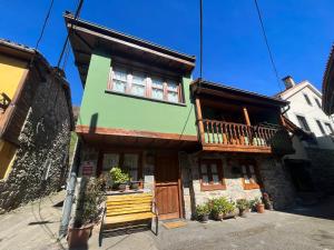 Hoone, kus puhkemaja asub