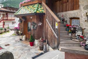 Fotografie z fotogalerie ubytování Cesa San Florian Appartamento 2 v destinaci Canazei