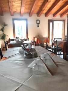 Ristorante o altro punto ristoro di La Buca delle Fate Ristorante Albergo