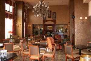 Restoran ili drugo mesto za obedovanje u objektu Hampton Inn & Suites Bolingbrook