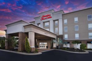 eine Einrichtung eines Hampton Gasthofs und Suiten in der Unterkunft Hampton Inn & Suites Phenix City- Columbus Area in Phenix City