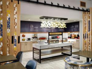 A restaurant or other place to eat at Hampton Inn & Suites Dallas-DFW Airport Hurst