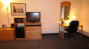 Kuchyň nebo kuchyňský kout v ubytování Hampton Inn Dallas-Rockwall