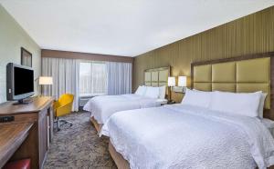 Легло или легла в стая в Hampton Inn Detroit/Belleville-Airport Area