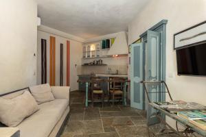 A kitchen or kitchenette at La Cucchetta
