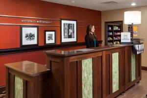 The lobby or reception area at Hampton Inn & Suites Williamsport - Faxon Exit