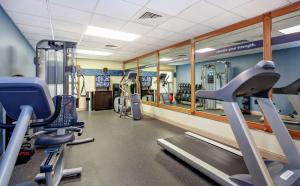 Fitness centrum a/nebo fitness zařízení v ubytování Hampton Inn Melbourne