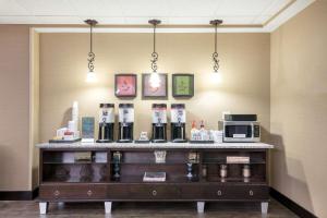 Kaffe- och tefaciliteter på Hampton Inn Myrtle Beach West