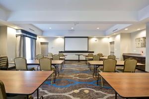 Konferenční prostory v ubytování Hampton Inn Kenedy + 27 fotografií