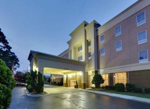 a rendering of the front of a building at Hampton Inn & Suites Southern Pines-Pinehurst in Aberdeen
