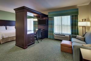 Postel nebo postele na pokoji v ubytování Hampton Inn Vernon