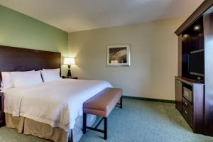 Postel nebo postele na pokoji v ubytování Hampton Inn Vernon