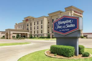 Certifikát, hodnocení, plakát nebo jiný dokument vystavený v ubytování Hampton Inn & Suites Enid