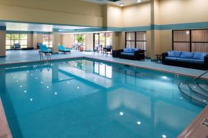a large swimming pool in a hotel room at Hampton Inn Wytheville in Wytheville