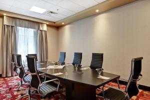 Konferenční prostory v ubytování Hampton Inn by Hilton Chilliwack + 37 fotografií