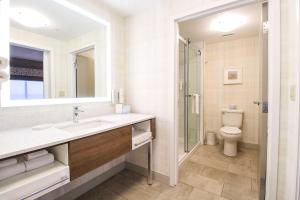 Koupelna v ubytování Hampton Inn Sydney