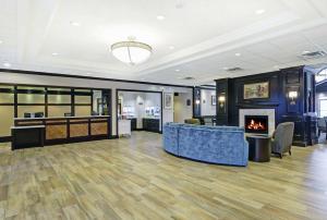 Vstupní hala nebo recepce v ubytování Homewood Suites by Hilton Cambridge-Waterloo, Ontario + 42 fotografií