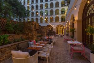 Restorāns vai citas vietas, kur ieturēt maltīti, naktsmītnē DoubleTree by Hilton Austin