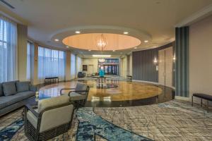 Posezení v ubytování Hilton Dallas/Rockwall Lakefront Hotel