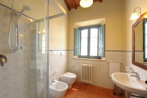 Koupelna v ubytování Casa Vacanze La Fiorita