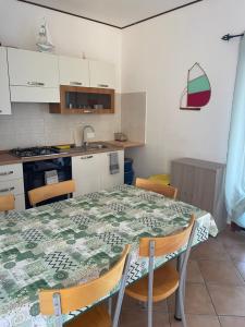 Kuchyň nebo kuchyňský kout v ubytování Veliero House