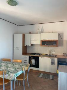Kuchyň nebo kuchyňský kout v ubytování Veliero House