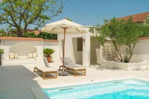 Bazén v ubytování Villa Bianca Vodice nebo v jeho okolí