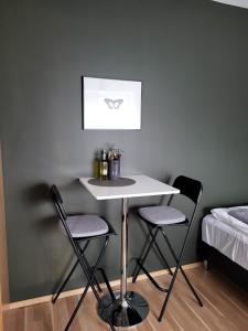 Grindavik Guesthouse self check in & outにあるベッド