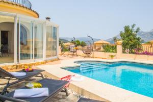 Gallery image of CASA MAR URBANIZACION EL TOSSAL in La Nucía +28 photos