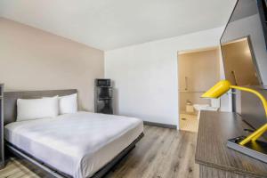 Postel nebo postele na pokoji v ubytování Motel 6-Austin, TX - North