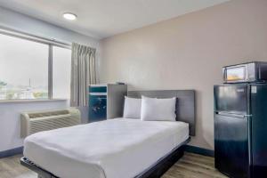 Postel nebo postele na pokoji v ubytování Motel 6-Austin, TX - North