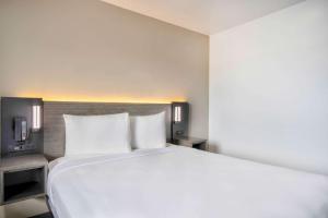 Postel nebo postele na pokoji v ubytování Motel 6-Austin, TX - North