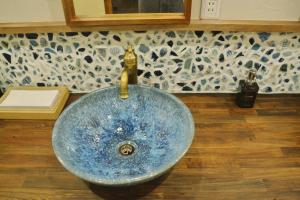 Foto dalla galleria di 野窓 Nomadノマド Tsuwano GuestHouse & Cafe Lounge a Tsuwano