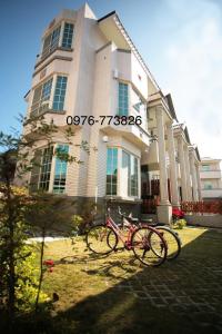 a couple of bikes parked in front of a house at Lyon B&B in Hualien City
