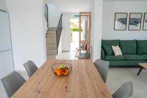 Sagitario Rymar Apartamentos的休息区