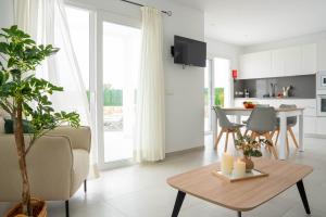 Sagitario Rymar Apartamentos的厨房或小厨房