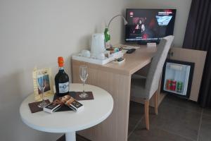 Μια τηλεόραση ή/και κέντρο ψυχαγωγίας στο Hotel Torre Del Sud