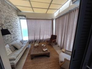 Posezení v ubytování Villa Kairos- Aegean Sea