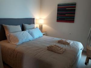 Postel nebo postele na pokoji v ubytování Villa Kairos- Aegean Sea