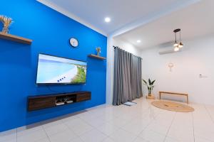 โทรทัศน์และ/หรือระบบความบันเทิงของ No 19 Studio Homestay (Semi-D), Port Dickson (up to 13 pax)