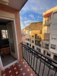 O vedere generală la munți sau o vedere la munte luată de la acest apartament